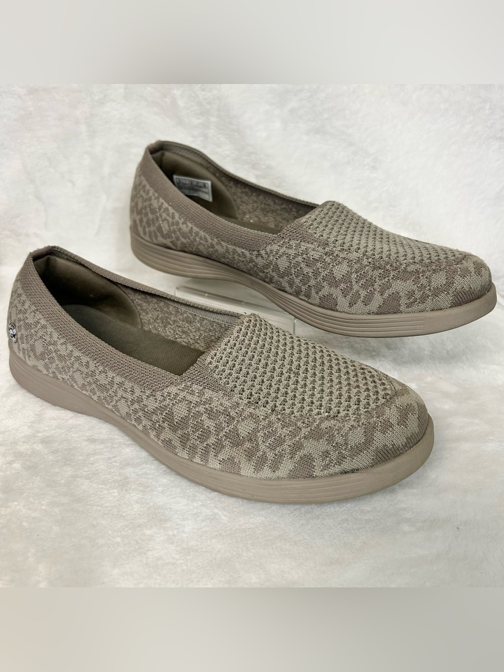 Skechers Women's Shoes Size 10 Taupe On The Go Dreamy Knit Loafer Slip On